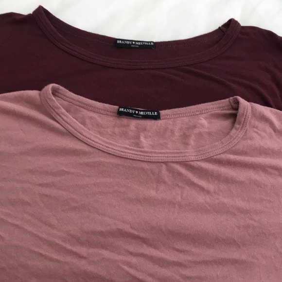2 BRANDY MELVILLE TOPS - Picture 1 of 7
